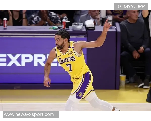 湖人残阵逆袭独行侠文森特首节火力全开八村表现出色半场领先13分